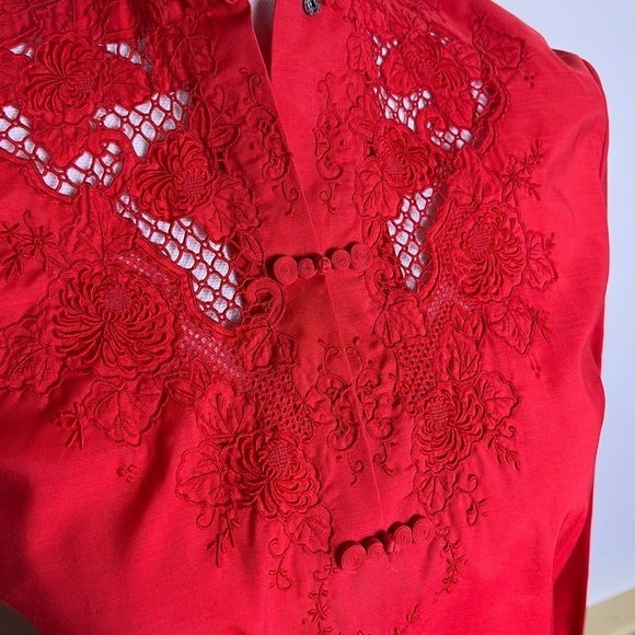 Vintage Daffodil Red Embroidered Blouse S Artsy Lace Button Top China Style Rare - Picture 2 of 13